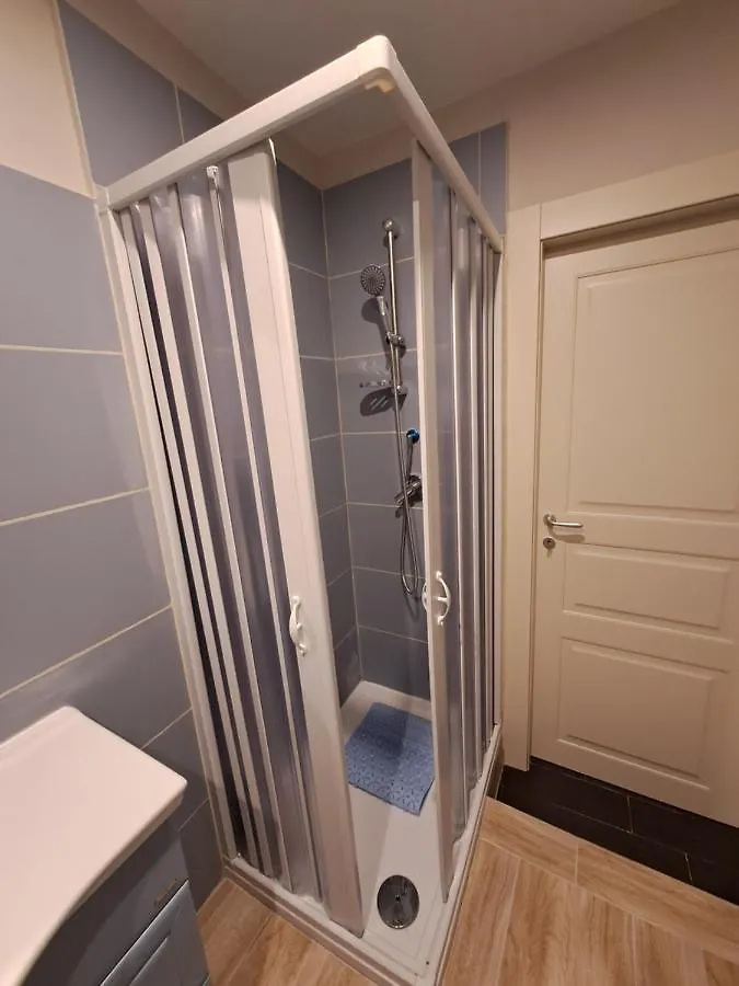 Aircraft Services Rooms Неаполь Италия