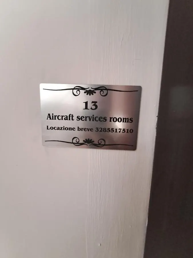 Гостевой дом Aircraft Services Rooms Неаполь