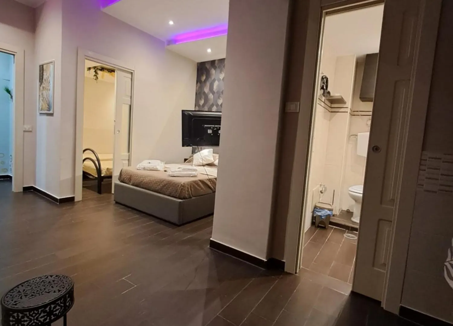 Aircraft Services Rooms Неаполь Гостевой дом